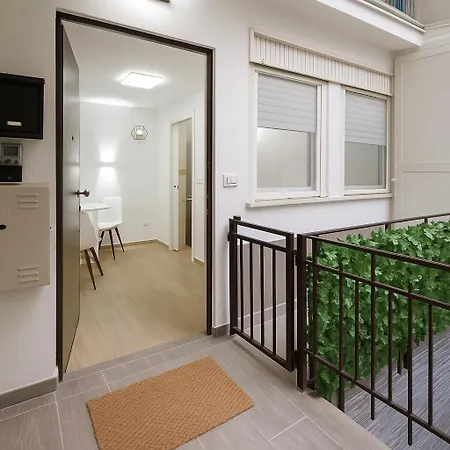 Apartment Alice Al Mare *